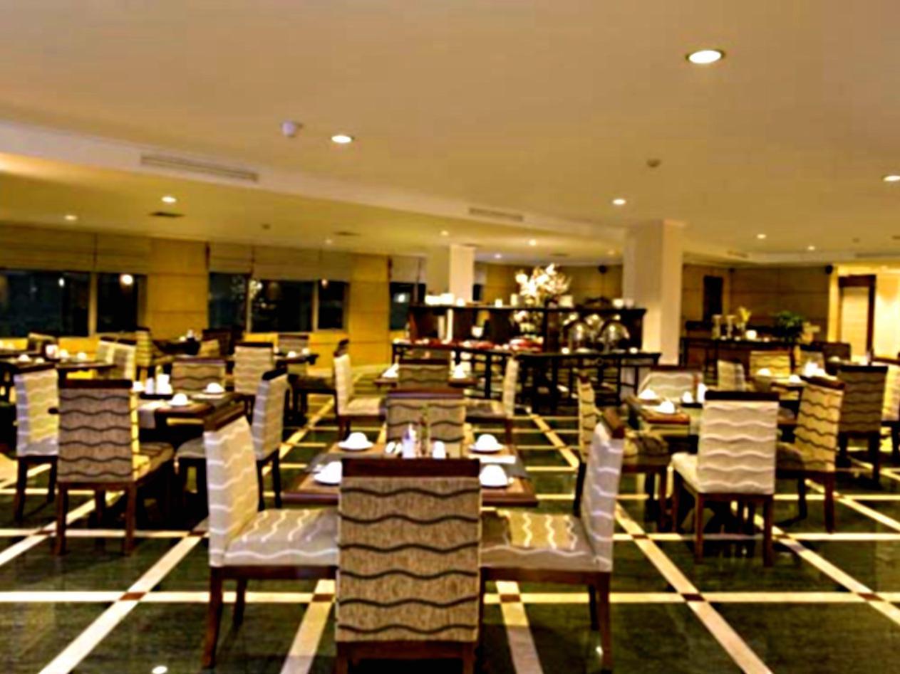 Aston Tropicana Hotel Bandung Extérieur photo