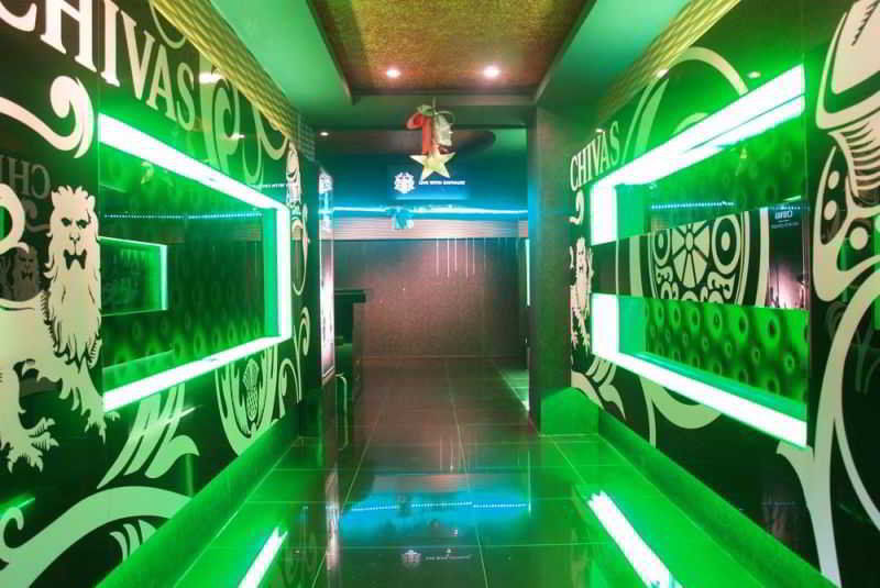 Aston Tropicana Hotel Bandung Extérieur photo