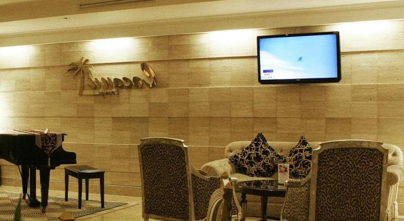 Aston Tropicana Hotel Bandung Extérieur photo
