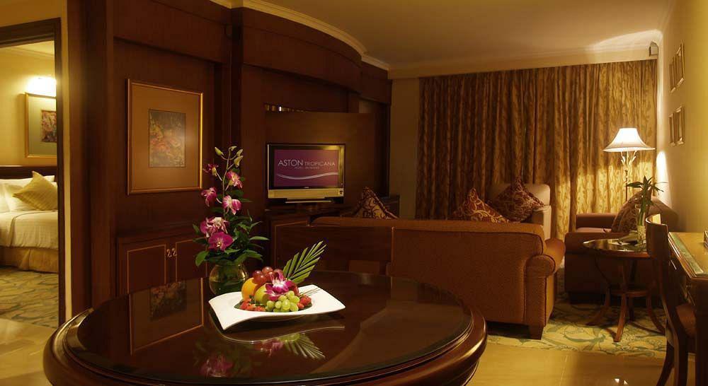 Aston Tropicana Hotel Bandung Extérieur photo