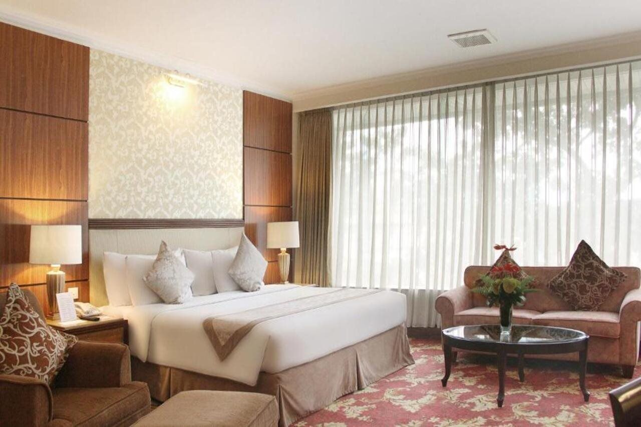 Aston Tropicana Hotel Bandung Extérieur photo