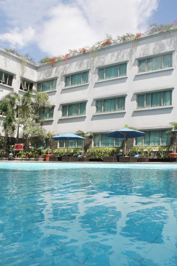 Aston Tropicana Hotel Bandung Extérieur photo